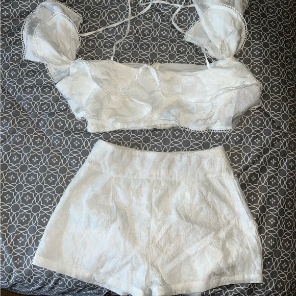 Fashion Nova Ruffle Shorts Set | Size Medium - Picture 3 of 6